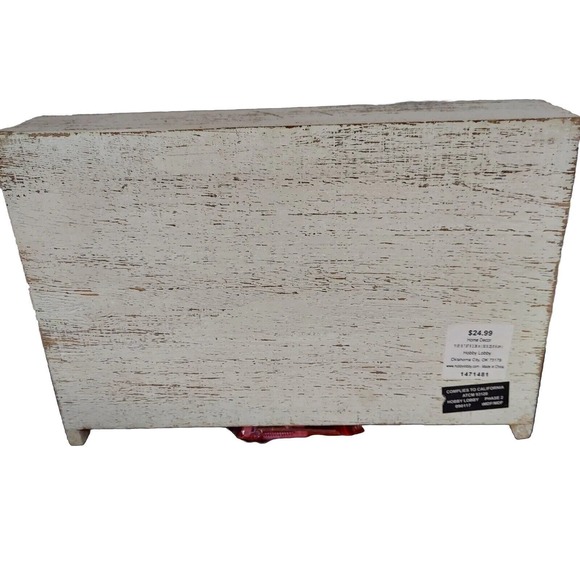 Better Homes & Gardens Floating Shelves White Shelf Lot 2 11.81" x 7.87" Two - Picture 6 of 9